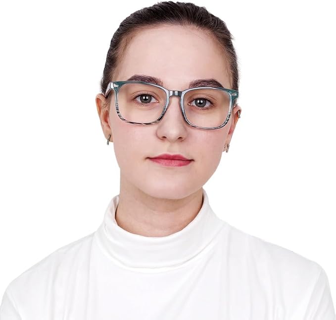 YEIN Bifocal Reading Glasses with Blue Light Blocking Lenses, Bifocal Reader for Women and Men, Vintage Square frame with Spring Hinge (+0.50/+2.25 magnification)