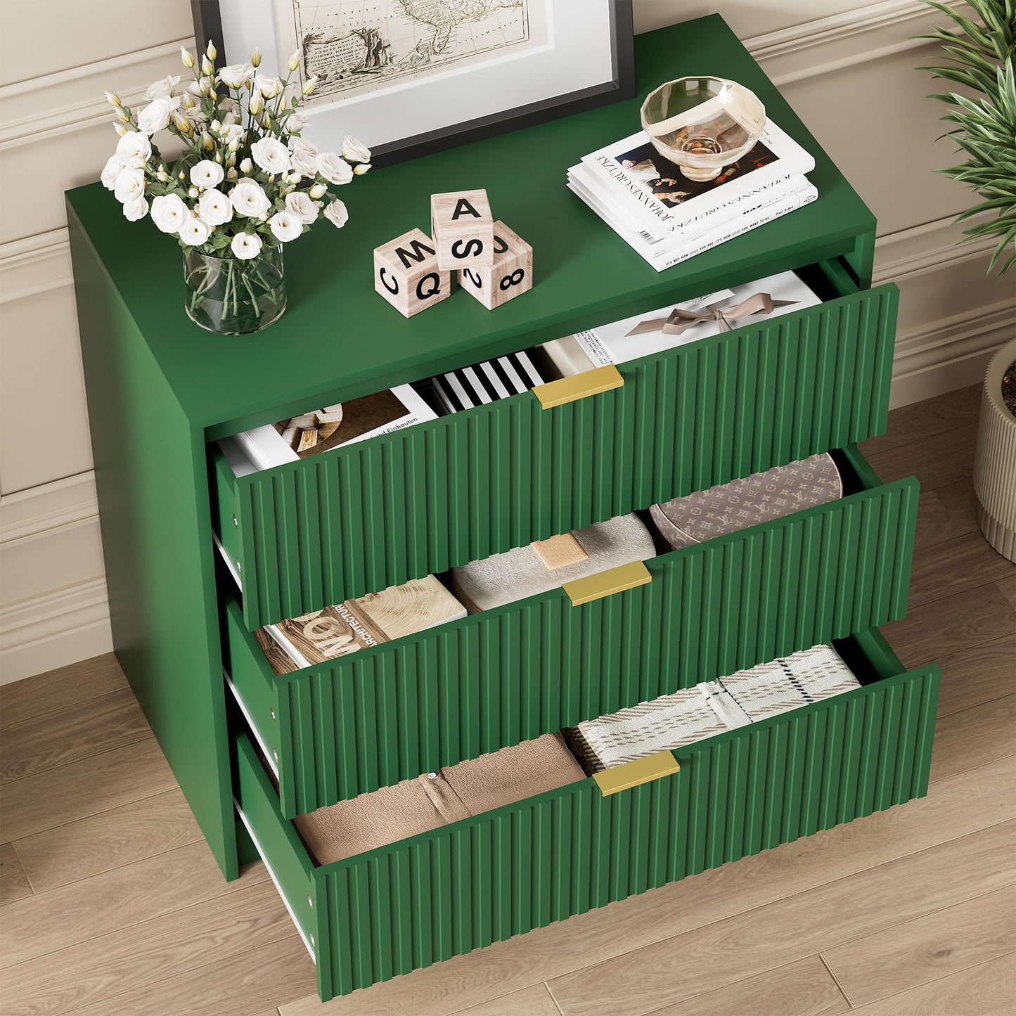 Furniway Green Dresser for Bedroom, Modern Dresser with 3 Drawers and Smooth Slides, Wide Chest of Drawers with Golden Handles for Bedroom, Living Room, Closet, 15.7" D x 31.5" W x 29.6" H